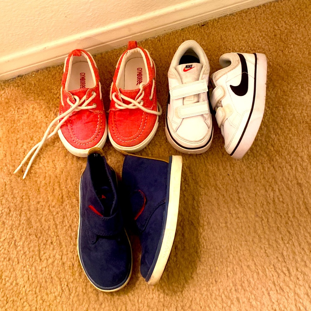 𝘚𝘖𝘓𝘋 ⛔ Bundle of shoes